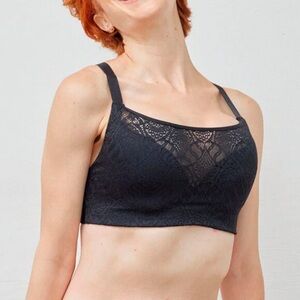 ANAONO
Carrie‎ Pocketed Molded Cup Bra